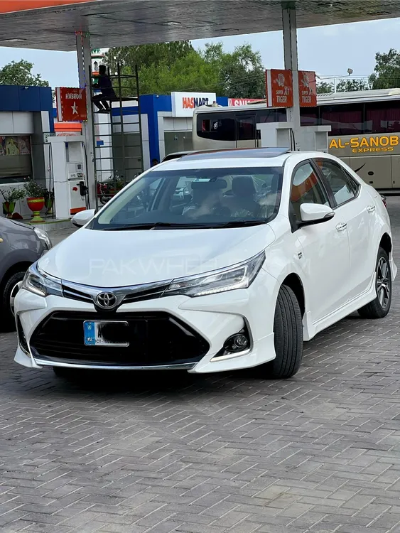 Toyota Corolla 2021 for Sale in Islamabad Image-1