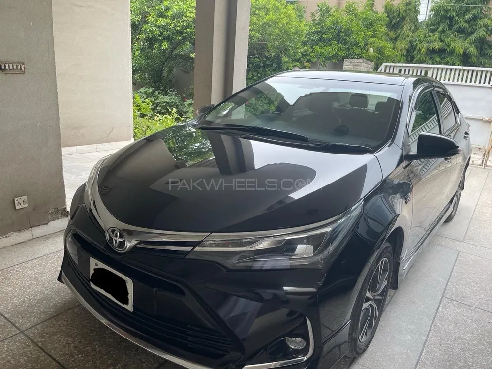 Toyota Corolla 2021 for Sale in Lahore Image-1