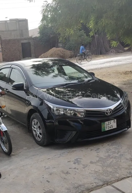 Toyota Corolla 2015 for Sale in Toba Tek Singh Image-1
