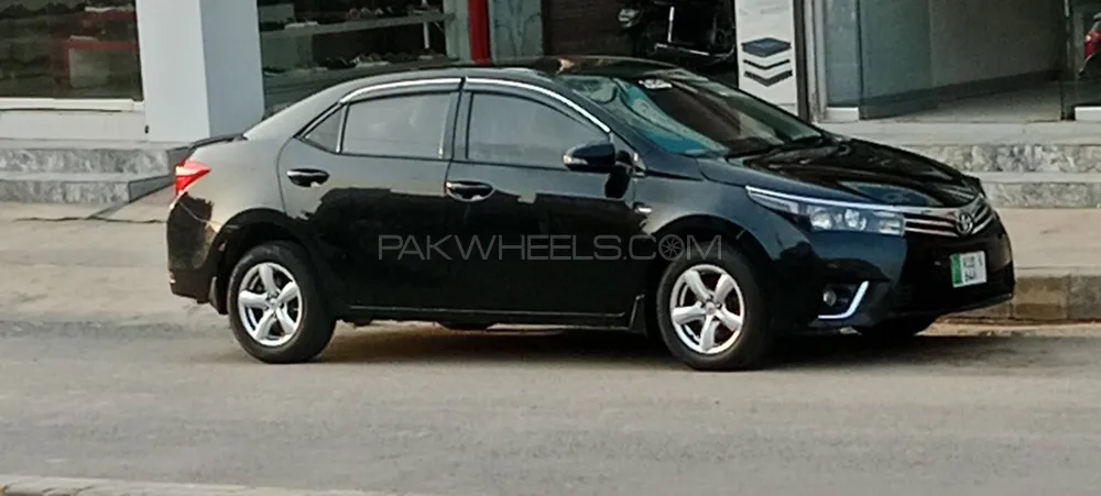 Toyota Corolla 2015 for Sale in Rawalpindi Image-1