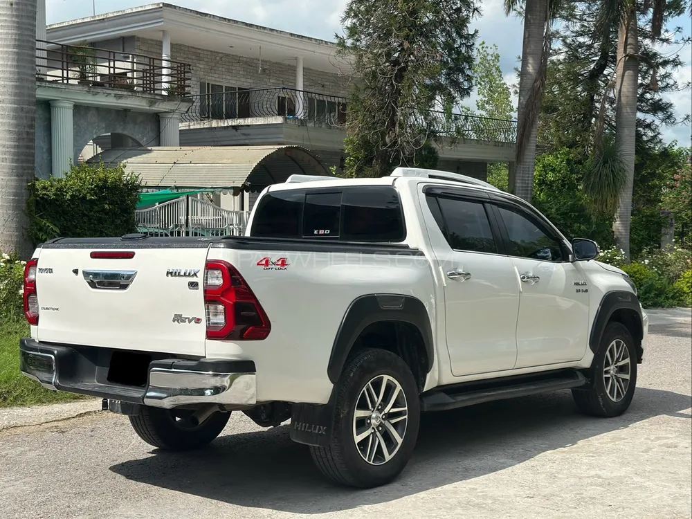 Toyota Hilux 2020 for Sale in Islamabad Image-1