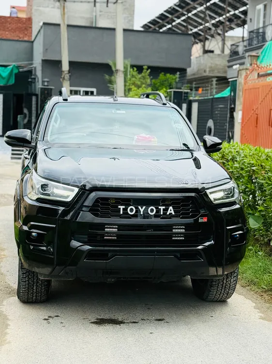 Toyota Hilux 2023 for Sale in Lahore Image-1