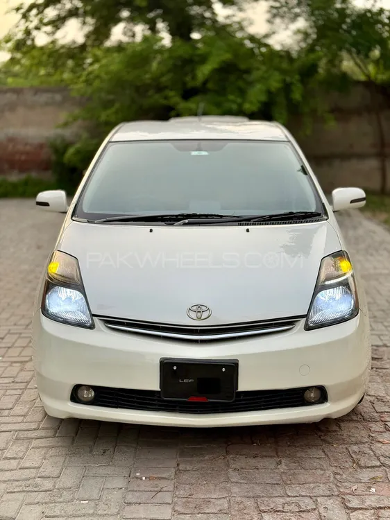 Toyota Prius 2008 for Sale in Faisalabad Image-1
