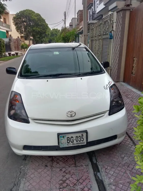 Toyota Prius 2011 for Sale in Gujranwala Image-1
