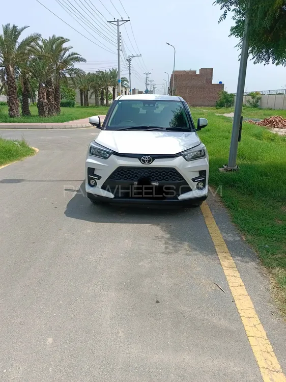 Toyota Raize 2025 for Sale in Faisalabad Image-1