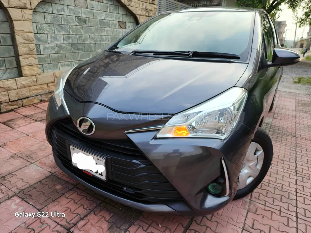 Toyota Vitz 2018 for Sale in Islamabad Image-1