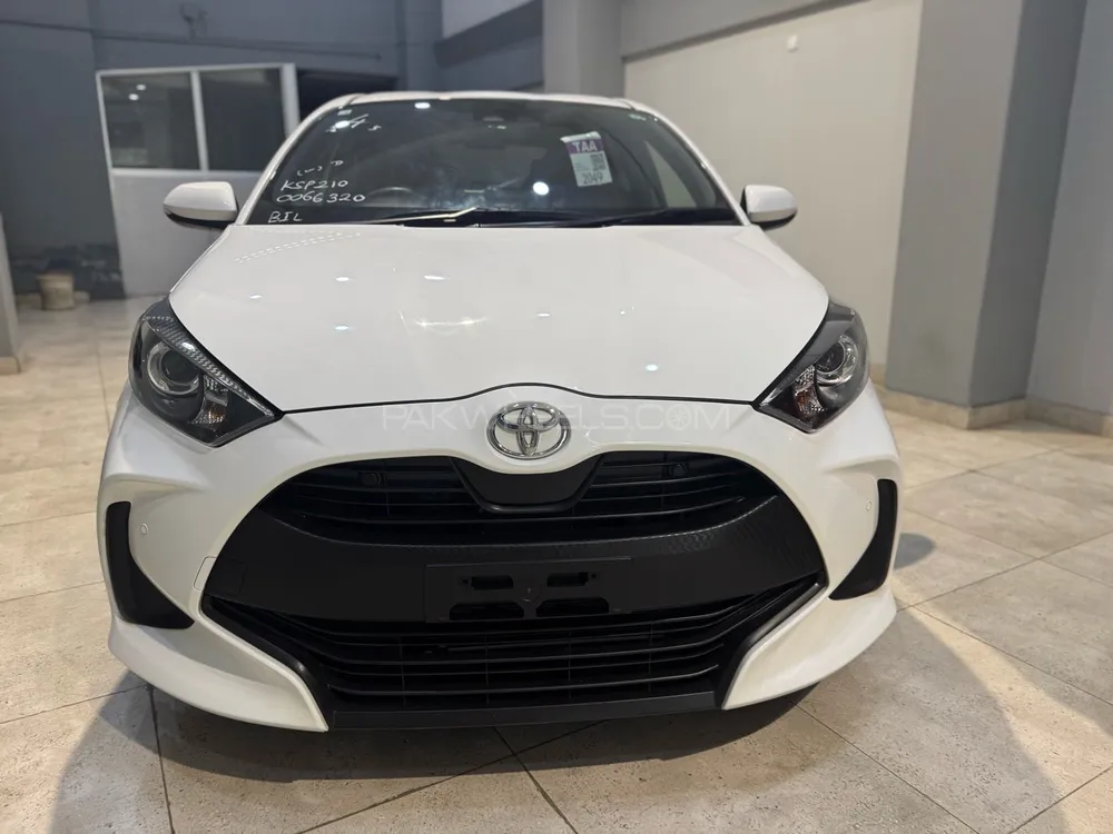 ٹویوٹا یارس ہیچ بیک 2022 for Sale in کراچی Image-1
