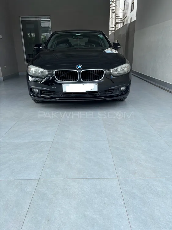 BMW 3 Series 2016 for Sale in Lahore Image-1