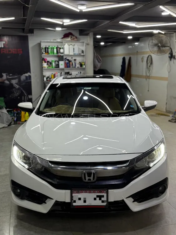 Honda Civic 2018 for Sale in Karachi Image-1