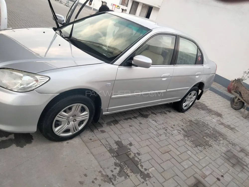Honda Civic 2004 for Sale in Lahore Image-1