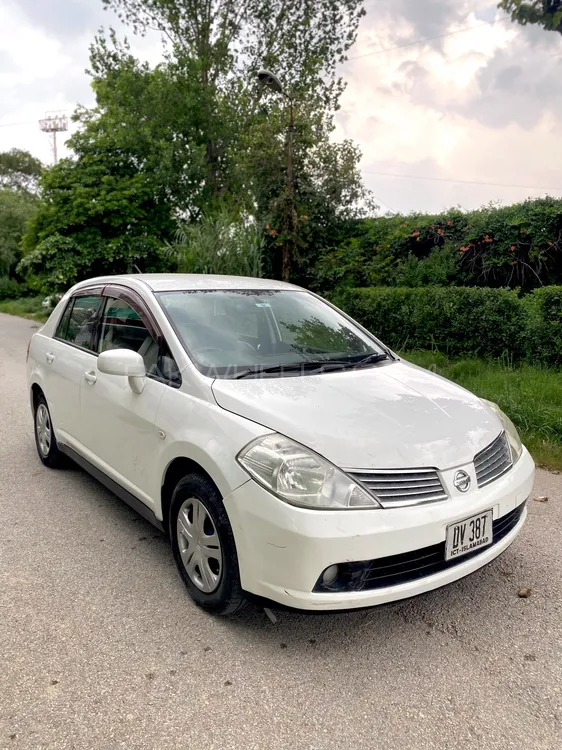 Nissan Tiida 2007 for Sale in Islamabad Image-1