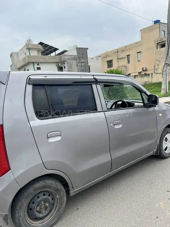 Suzuki Wagon R 2017 for Sale in Lahore Image-1
