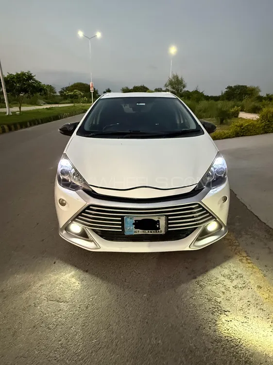 Toyota Aqua 2015 for Sale in Islamabad Image-1