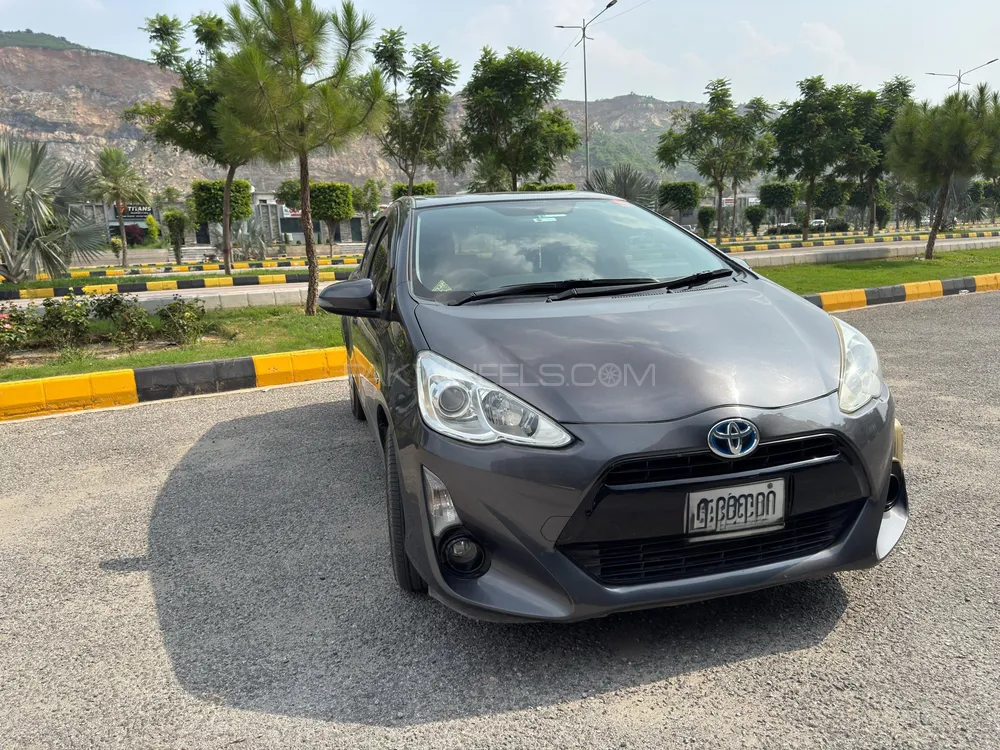 Toyota Aqua 2015 for Sale in Islamabad Image-1