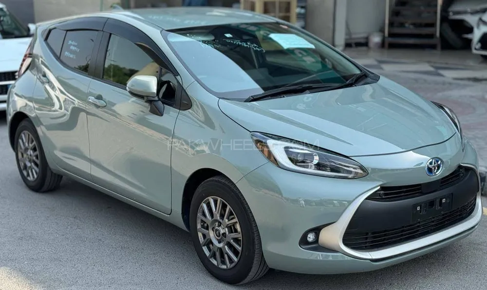 Toyota Aqua 2022 for Sale in Islamabad Image-1