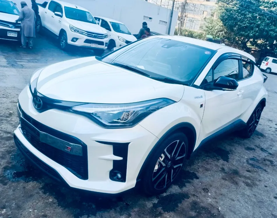 Toyota C-HR 2020 for Sale in Peshawar Image-1