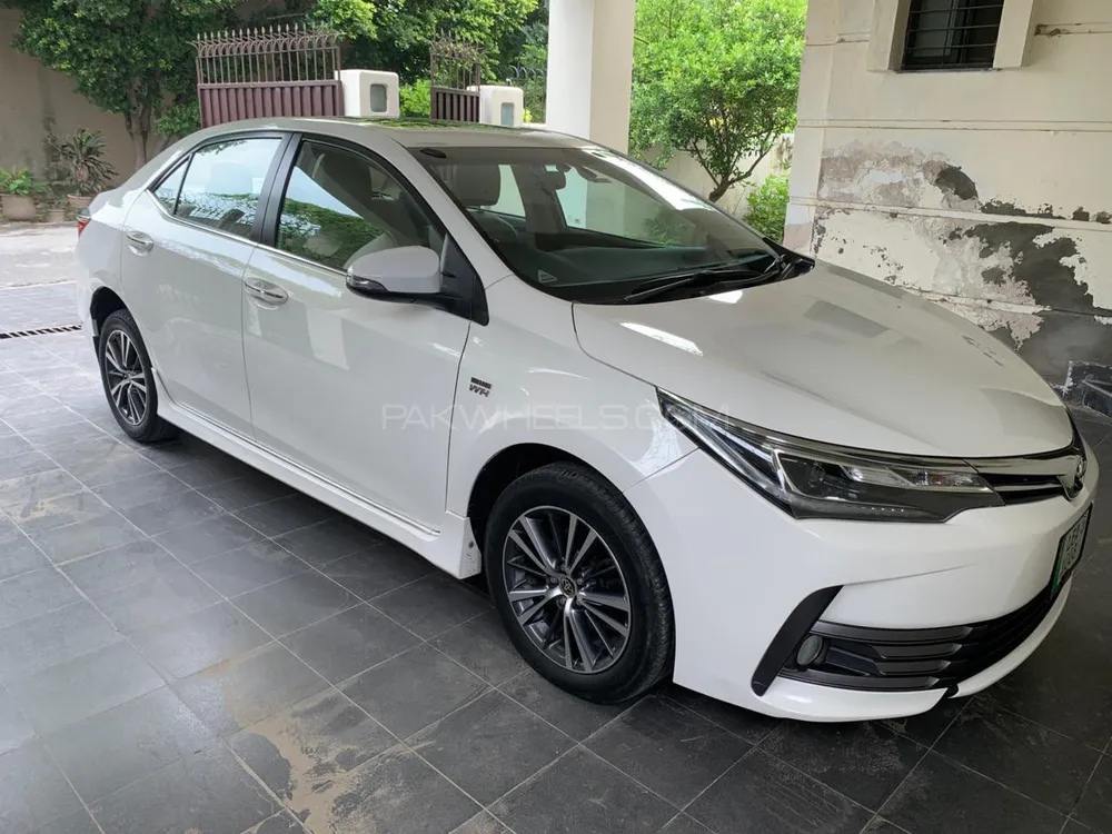 Toyota Corolla 2020 for Sale in Lahore Image-1