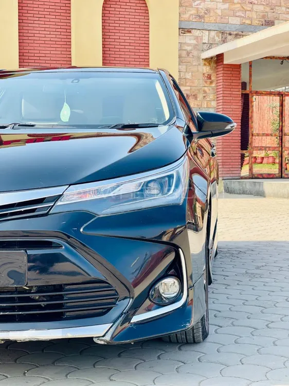 Toyota Corolla 2021 for Sale in Lahore Image-1