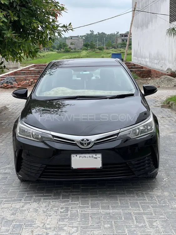 Toyota Corolla 2016 for Sale in Sialkot Image-1