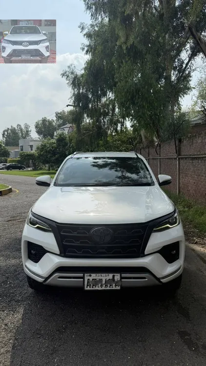 Toyota Fortuner 2021 for Sale in Lahore Image-1