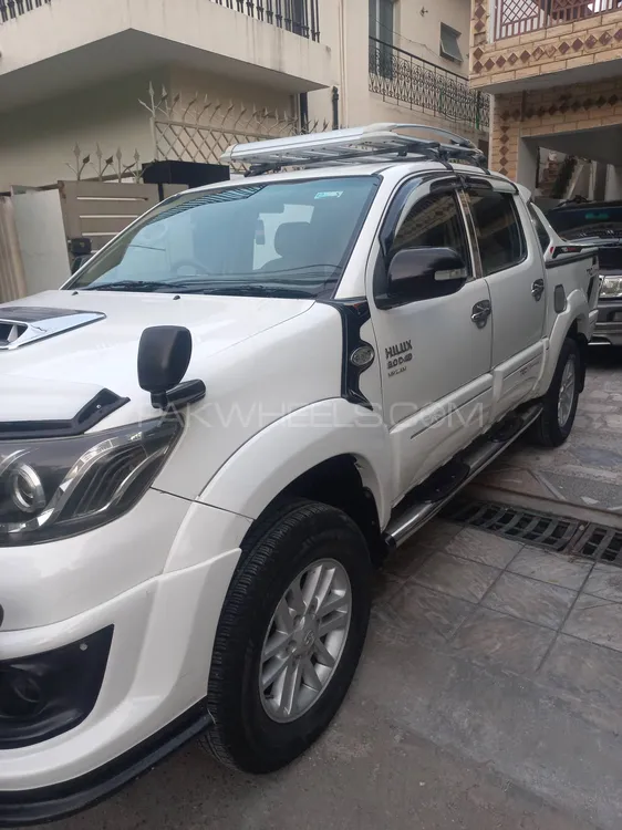 Toyota Hilux 2012 for Sale in Islamabad Image-1
