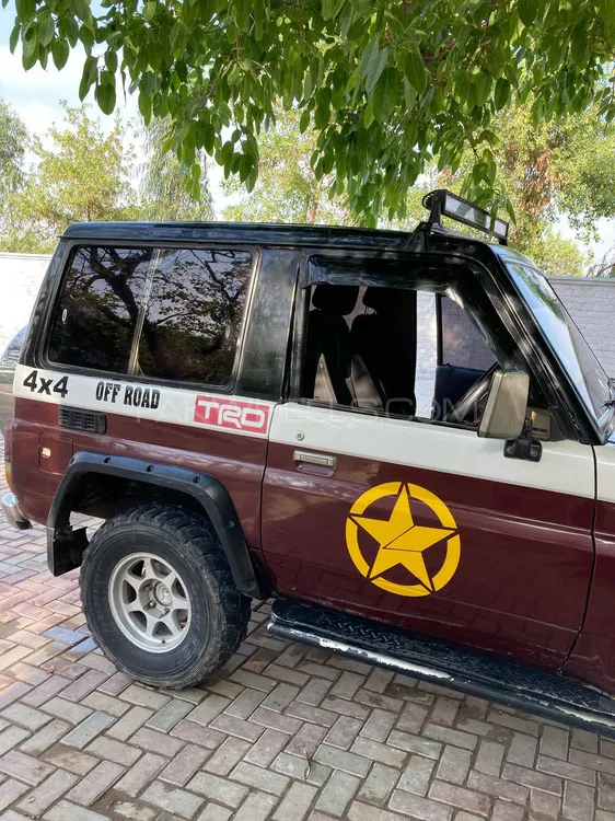 Toyota Land Cruiser 1988 for Sale in Jhang Image-1