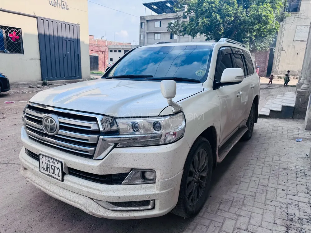 Toyota Land Cruiser 2017 for Sale in Zafarwal Image-1
