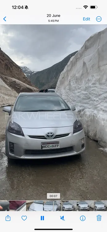 Toyota Prius 2011 for Sale in Multan Image-1