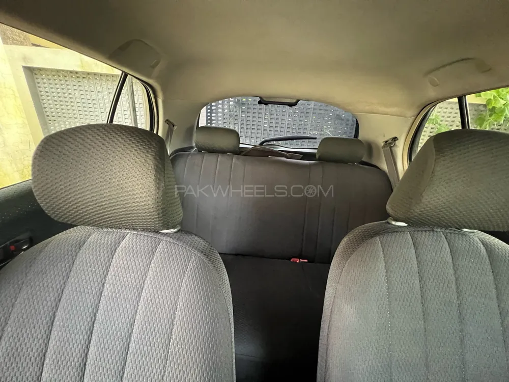 Toyota Vitz 2006 for Sale in Rawalpindi Toyota Vitz 2006 for Sale in Rawalpindi Image-10