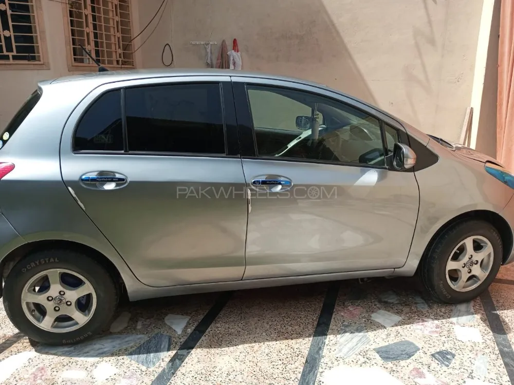 Toyota Vitz 2008 for Sale in Peshawar Image-1