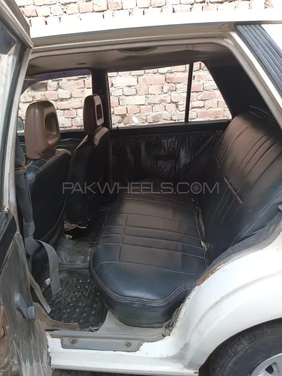 Daihatsu Charade 1986 for Sale in Okara Image-1