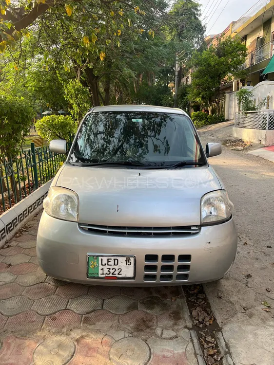 Daihatsu Esse 2011 for Sale in Islamabad Image-1