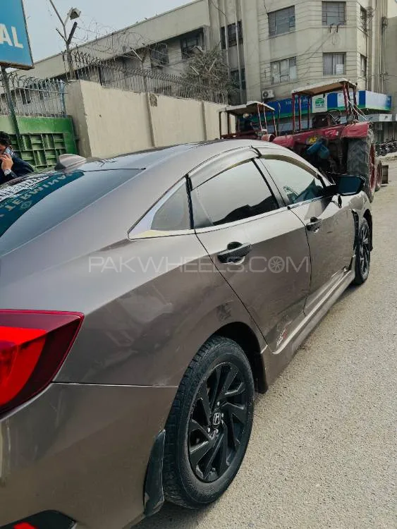 Honda Civic 2017 for Sale in Karachi Image-1