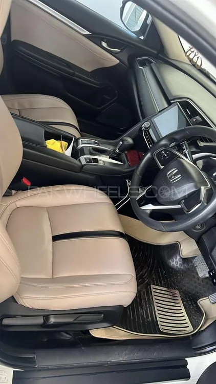 Honda Civic 2017 for Sale in Faisalabad Image-1
