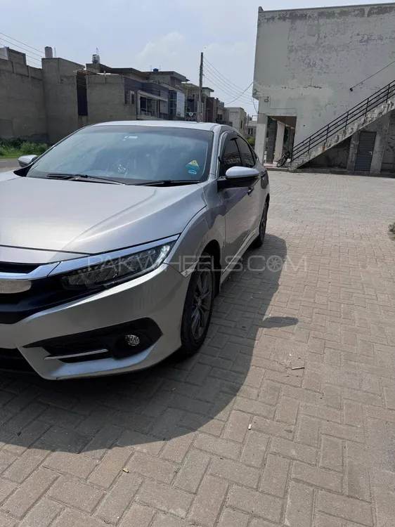 Honda Civic 2020 for Sale in Sahiwal Image-1