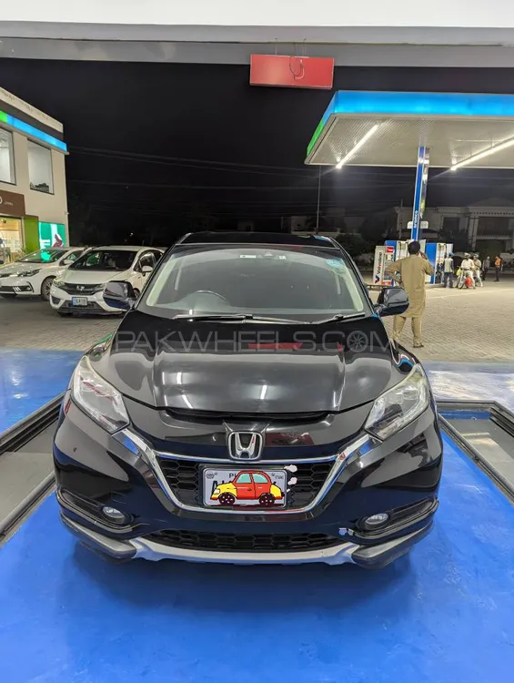 Honda Vezel 2016 for Sale in Sialkot Image-1