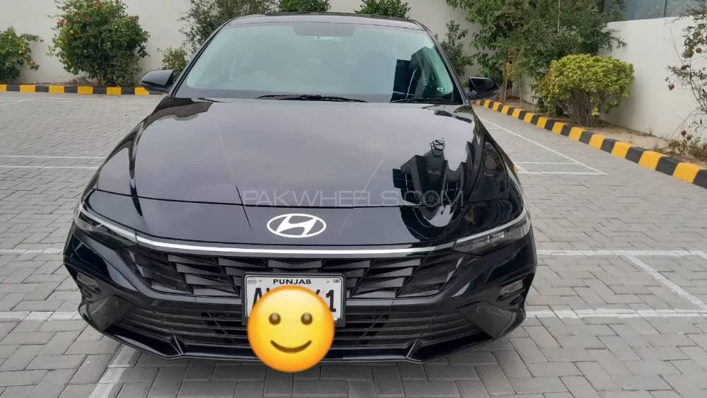 Hyundai Elantra 2025 for Sale in Faisalabad Image-1