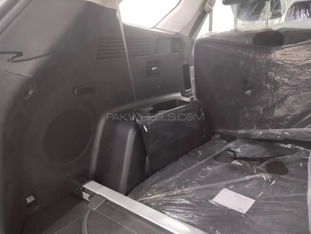 KIA Sorento 2025 for Sale in Lahore KIA Sorento 2025 for Sale in Lahore Image-13