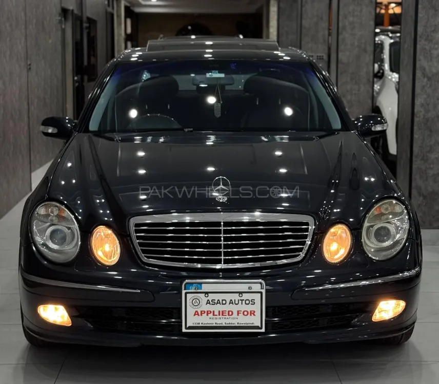 Mercedes Benz E Class 2004 for Sale in Rawalpindi Image-1