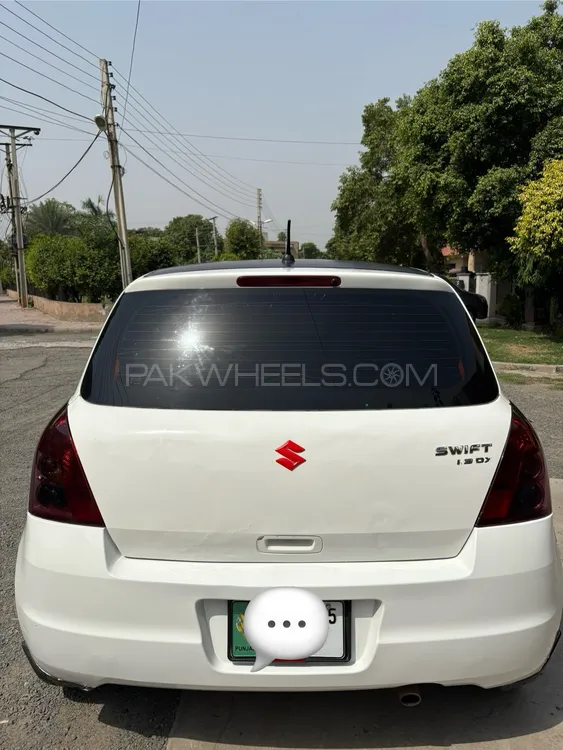 Suzuki Swift 2015 for Sale in Lahore Image-1