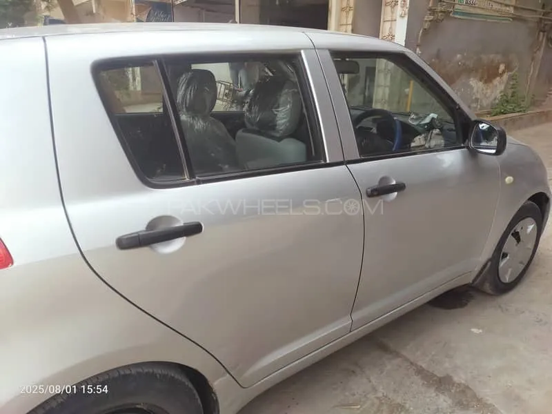 Suzuki Swift 2012 for Sale in Karachi Image-1