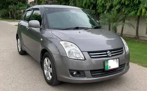 Suzuki Swift DLX 1.3 2013 for Sale