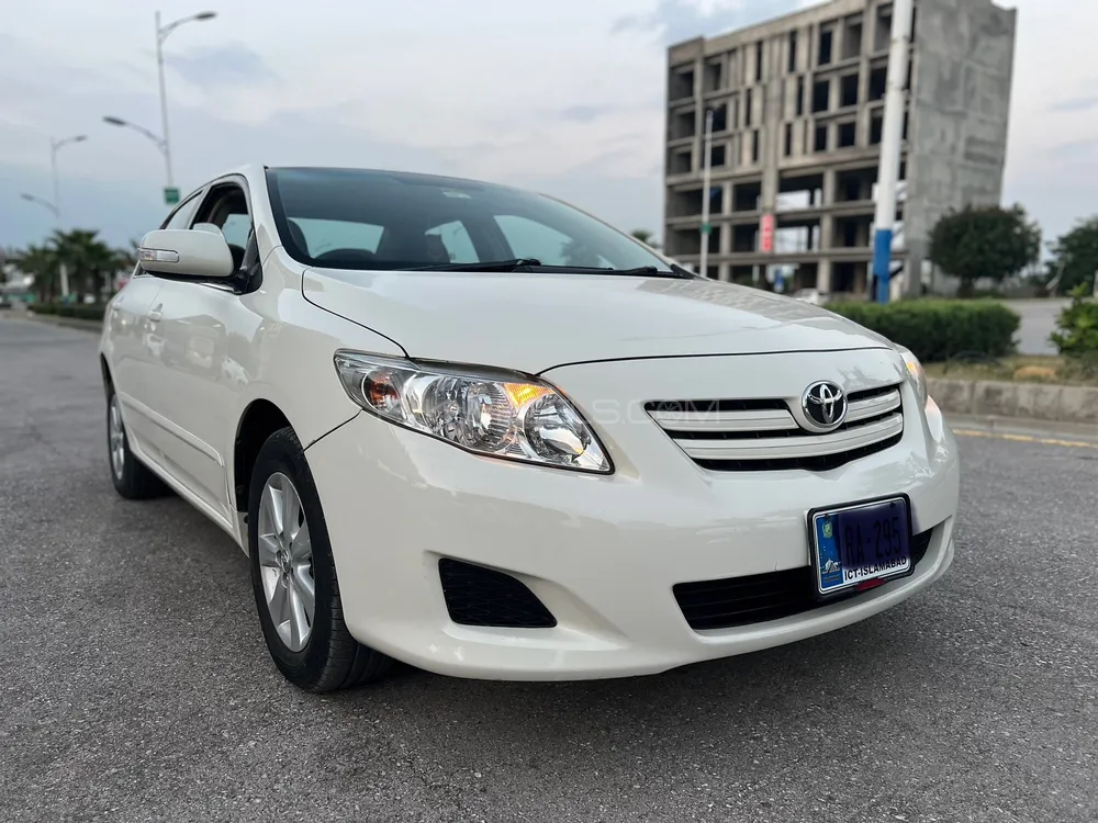 Toyota Corolla 2011 for Sale in Islamabad Image-1