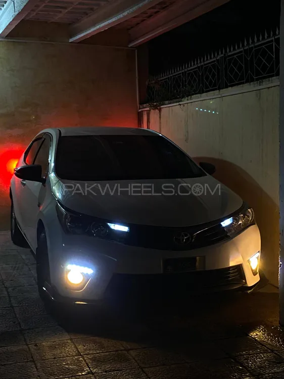 Toyota Corolla 2017 for Sale in Abbottabad Image-1