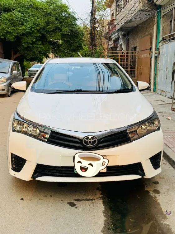 Toyota Corolla 2017 for Sale in Lahore Image-1