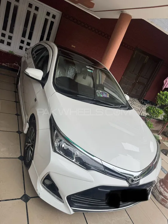 Toyota Corolla 2020 for Sale in Faisalabad Image-1