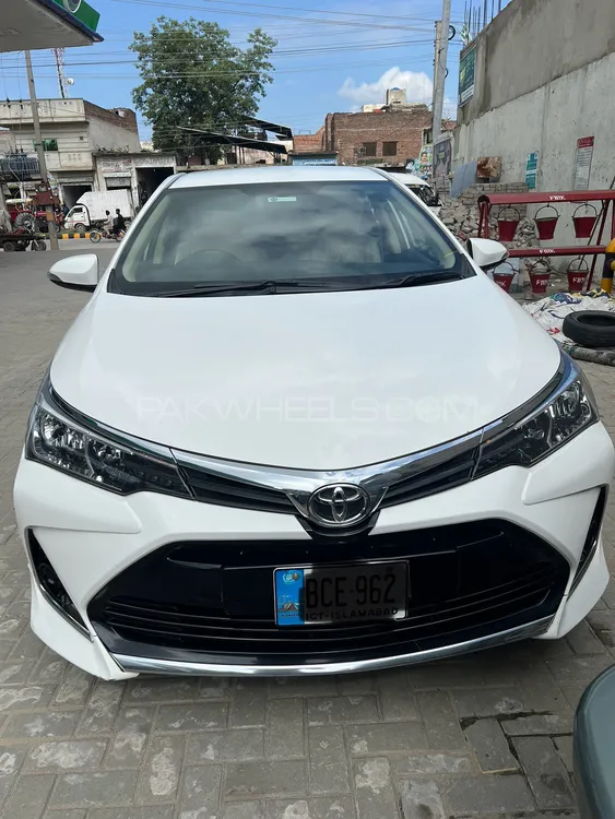 Toyota Corolla 2023 for Sale in Sialkot Image-1