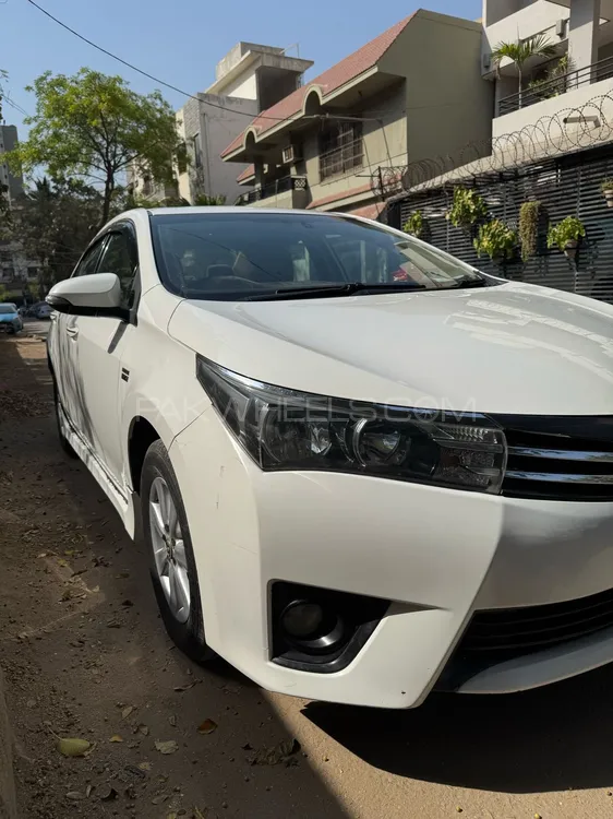 Toyota Corolla 2015 for Sale in Karachi Image-1