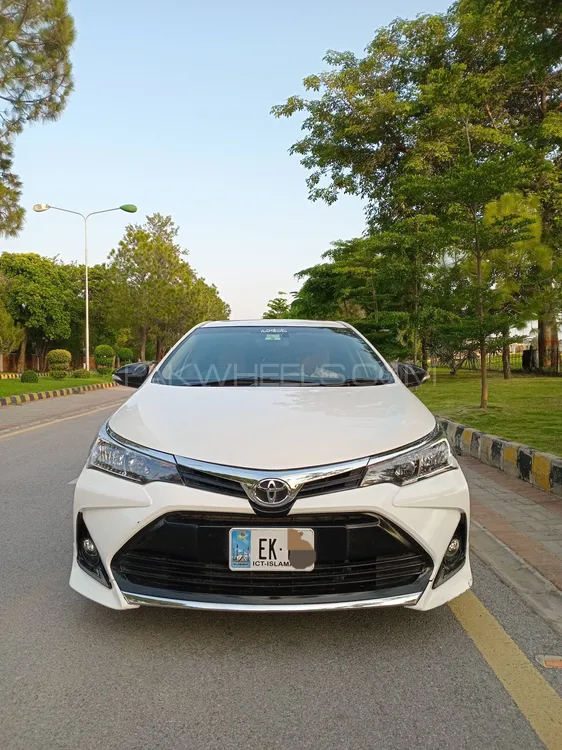 Toyota Corolla 2015 for Sale in Islamabad Image-1