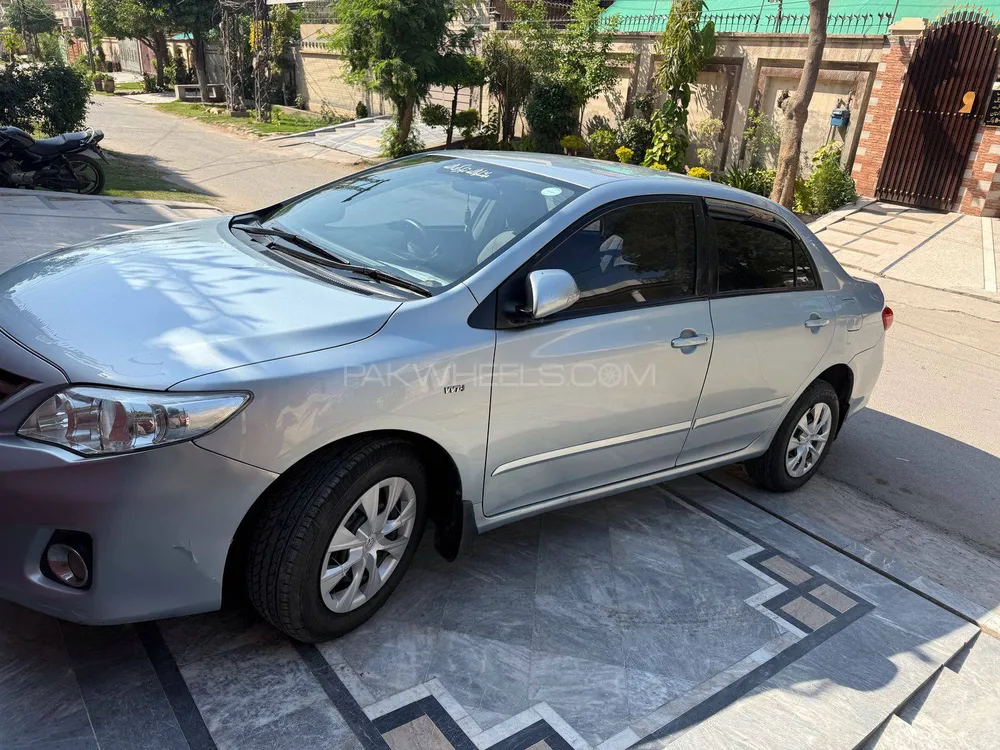 Toyota Corolla 2014 for Sale in Jhang Image-1